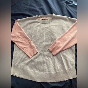 Women’s small cable & gauge sweater